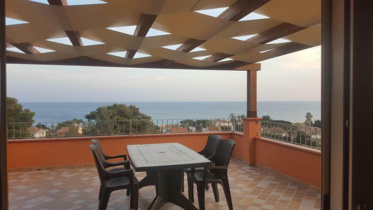 Villa Terrazza Sul Golfo Degli Angeli à Capitana Extérieur photo
