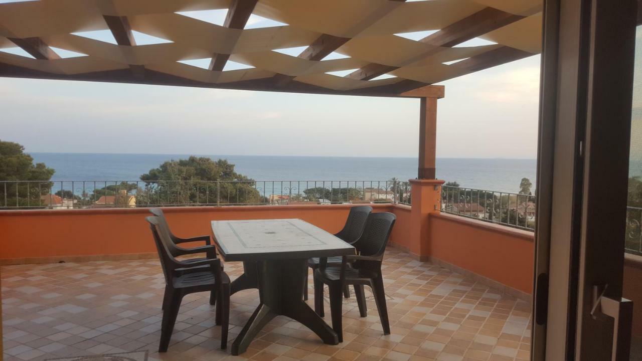 Villa Terrazza Sul Golfo Degli Angeli à Capitana Extérieur photo